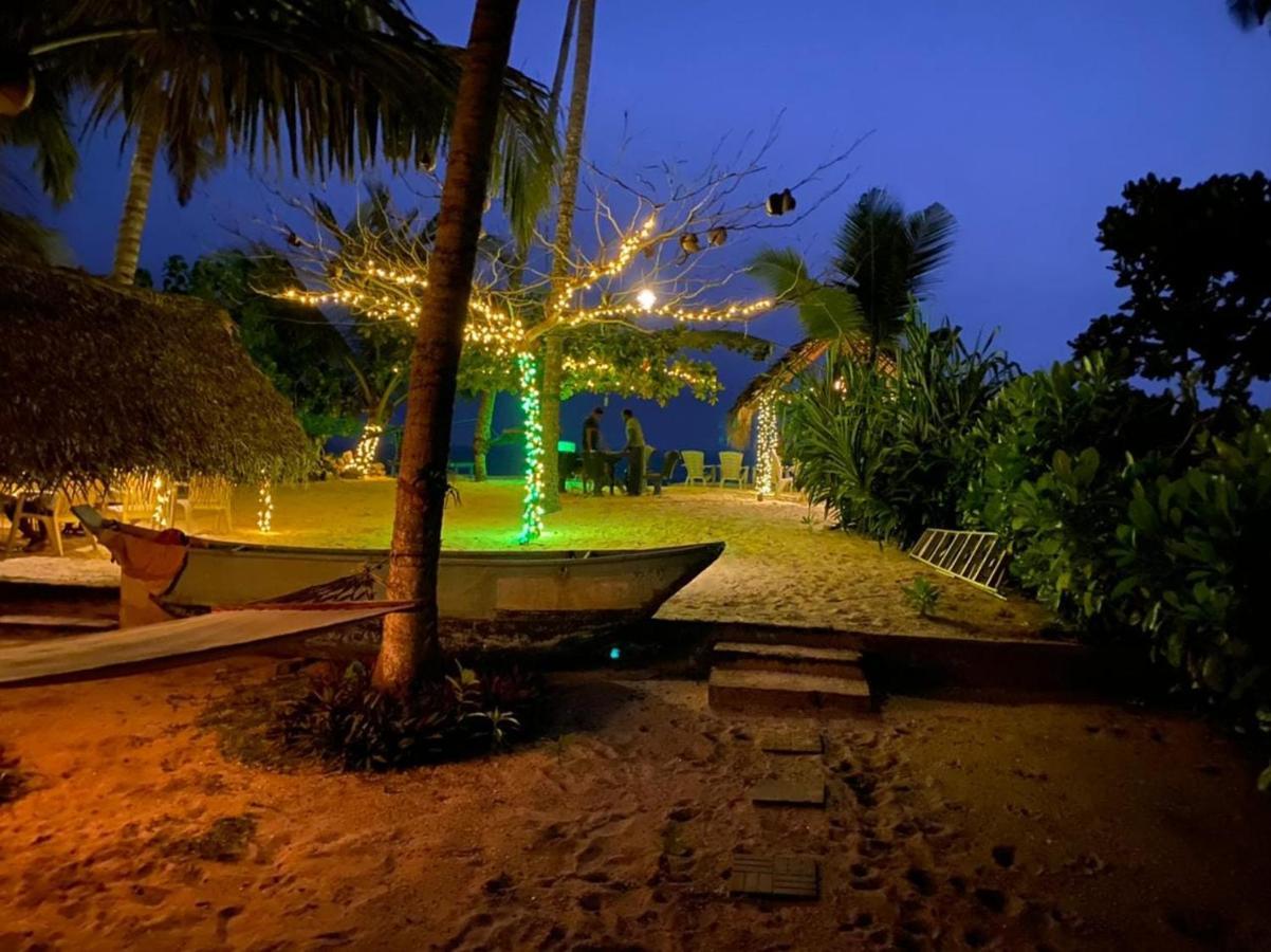 Simple Place Mirissa Luaran gambar