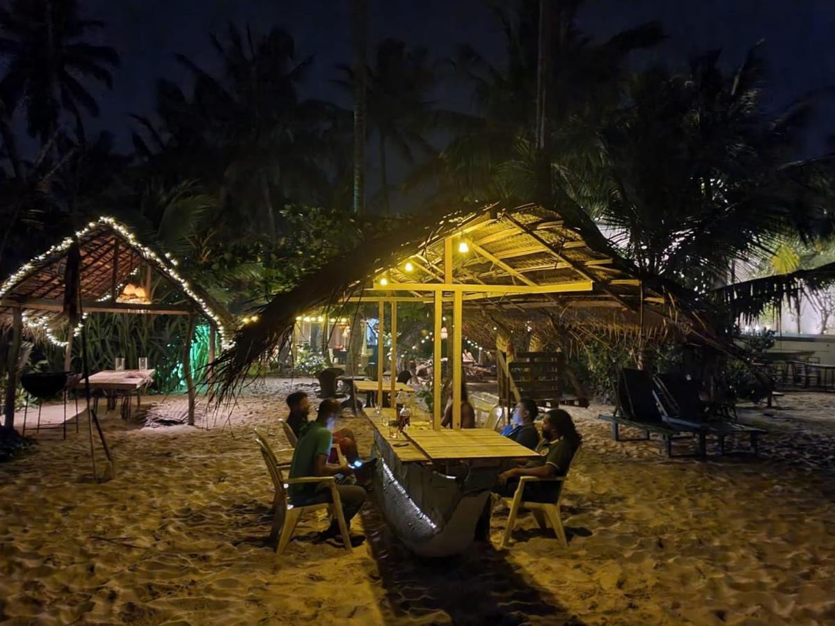Simple Place Mirissa Luaran gambar