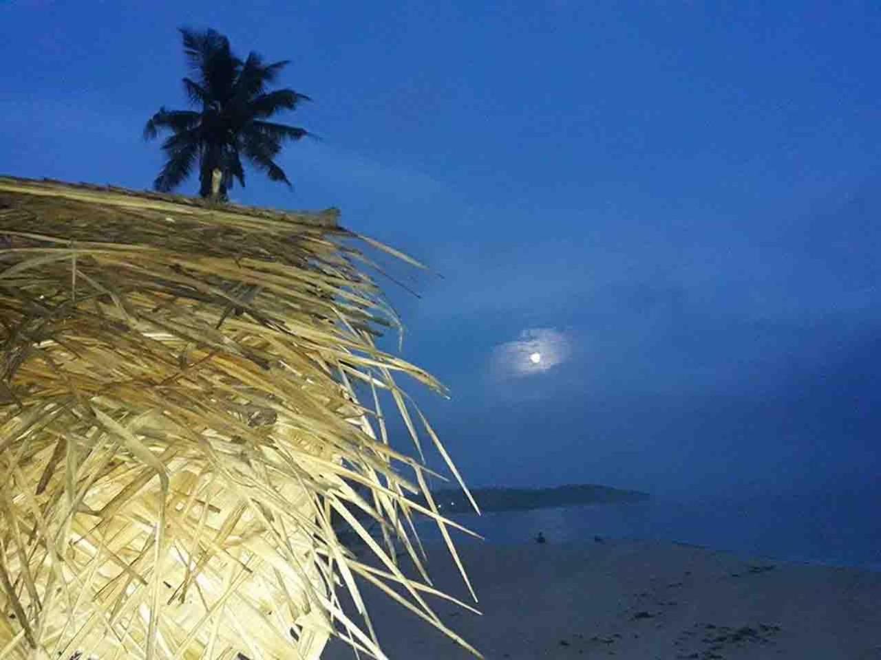Simple Place Mirissa Luaran gambar